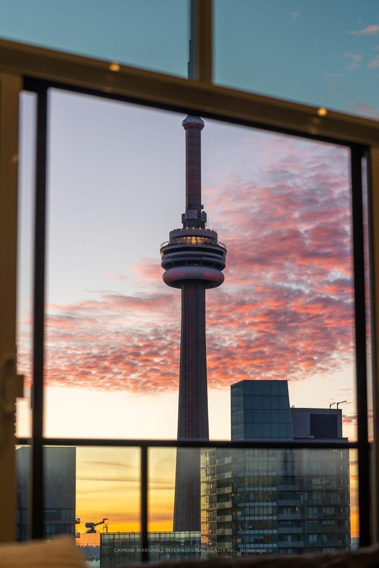 Downtown Deluxe Suite Toronto Exterior photo